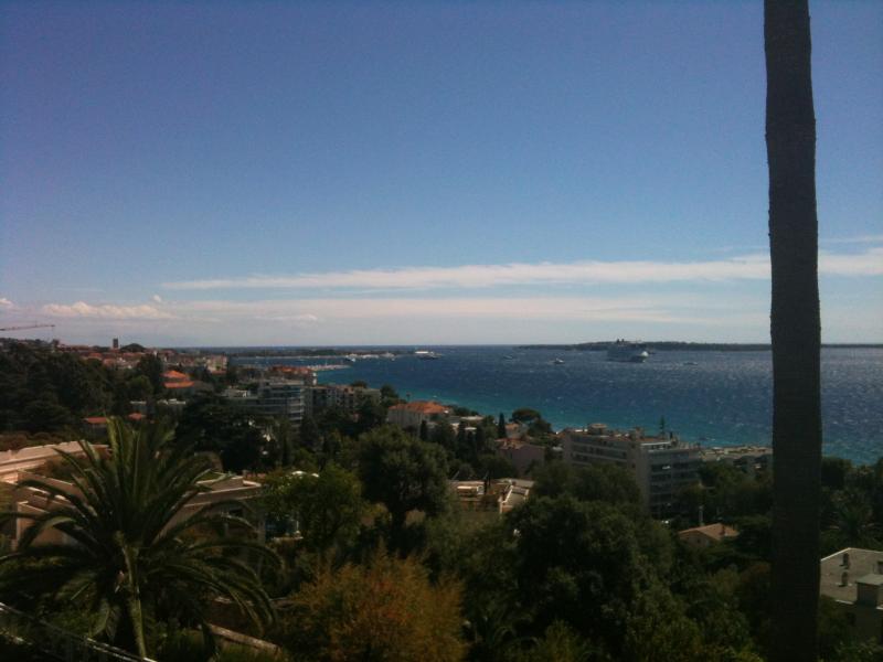 foto 10 Mietobjekt von Privatpersonen Cannes appartement   Ausblick von der Terrasse