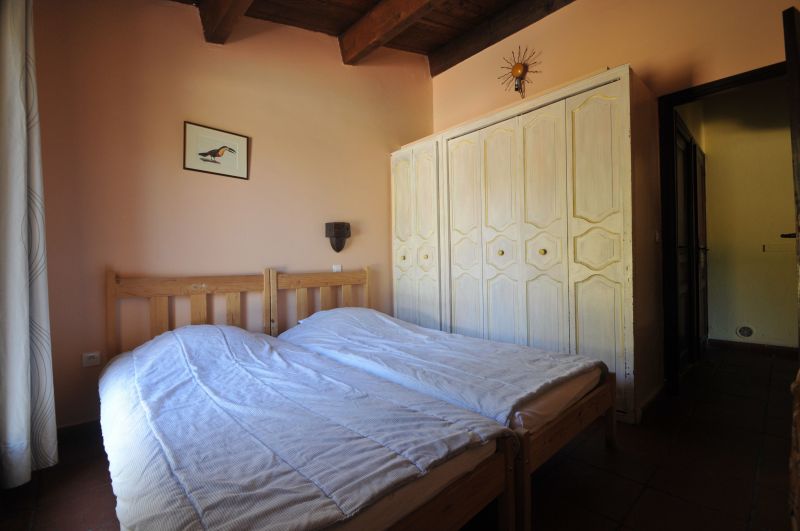 foto 18 Mietobjekt von Privatpersonen Aups villa Provence-Alpes-Cte d'Azur Var Schlafzimmer 2